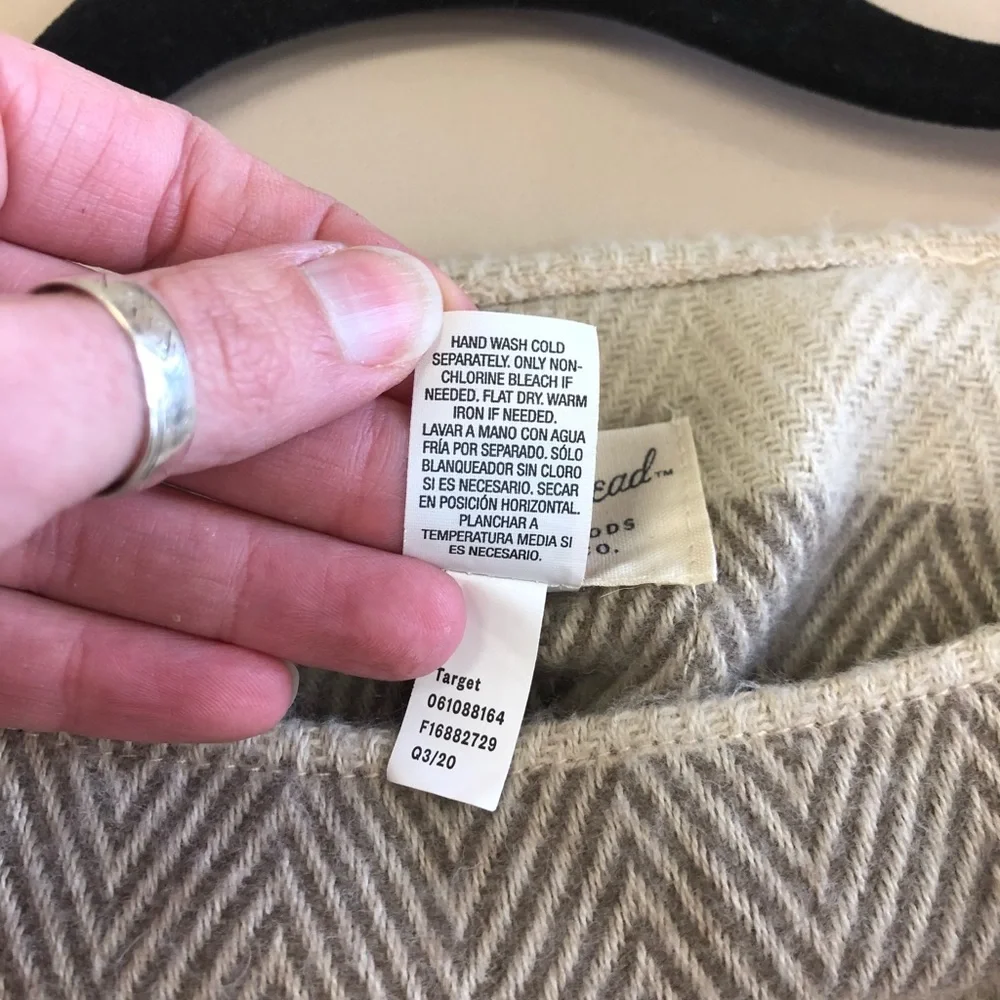 Universal Thread Plaid Herringbone Poncho - Picture 8 of 8